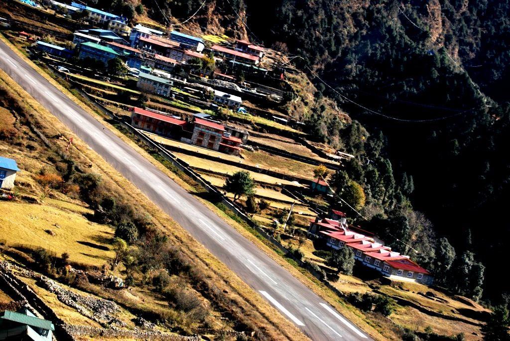 Lukla Airport Resort Lukla Dış mekan fotoğraf